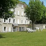 Bed & Breakfast Maison La Vigne - Et D'hotes 3*