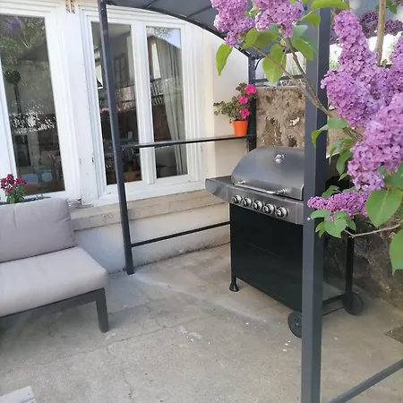 Bed & Breakfast Maison La Vigne - Et D'hotes