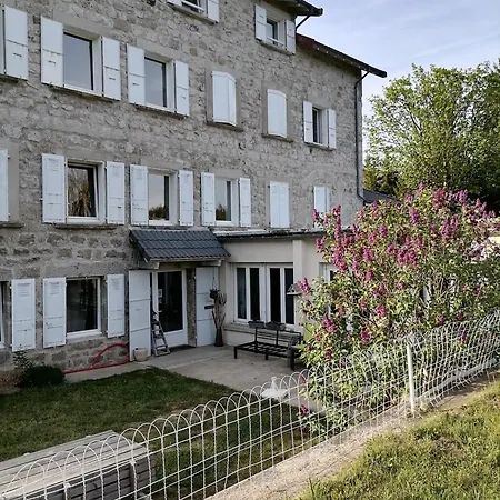 Maison La Vigne - Et D'hôtes Alojamento de Acomodação e Pequeno-almoço Le Chambon-sur-Lignon