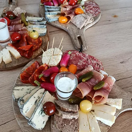 Maison La Vigne - Et D'hôtes 3*