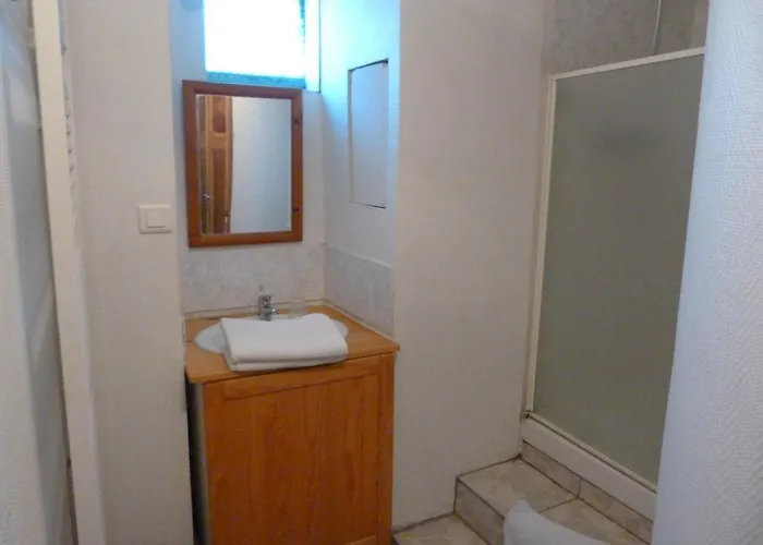 Maison La Vigne - Et D'hotes Bed and Breakfast 3*