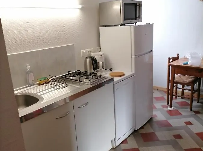 Maison La Vigne - Et D'hotes Bed and Breakfast 3*