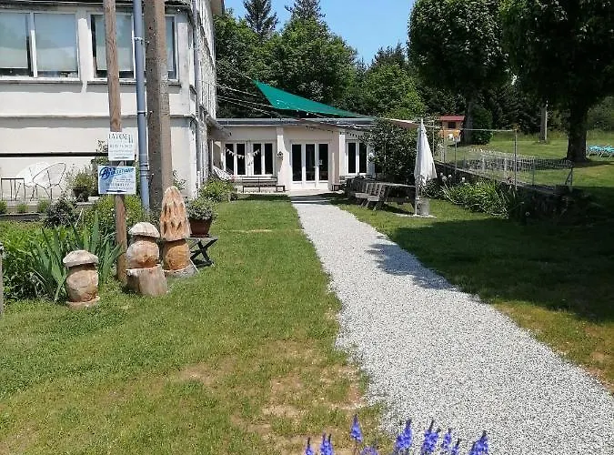 Bed and Breakfast Maison La Vigne - Et D'hotes Le Chambon-sur-Lignon