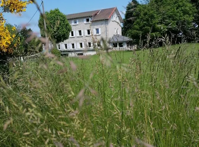 Maison La Vigne - Et D'hotes Bed and Breakfast 3*